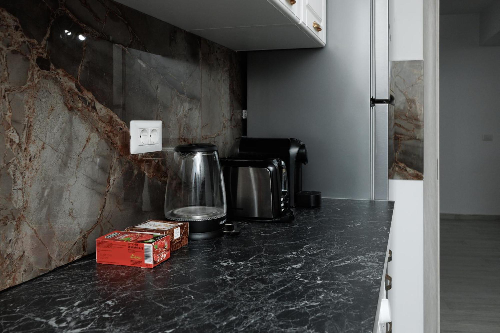 Exclusive Ultracentral Apartments And Studios #Enescu#Universitatii#Сучава Екстер'єр фото