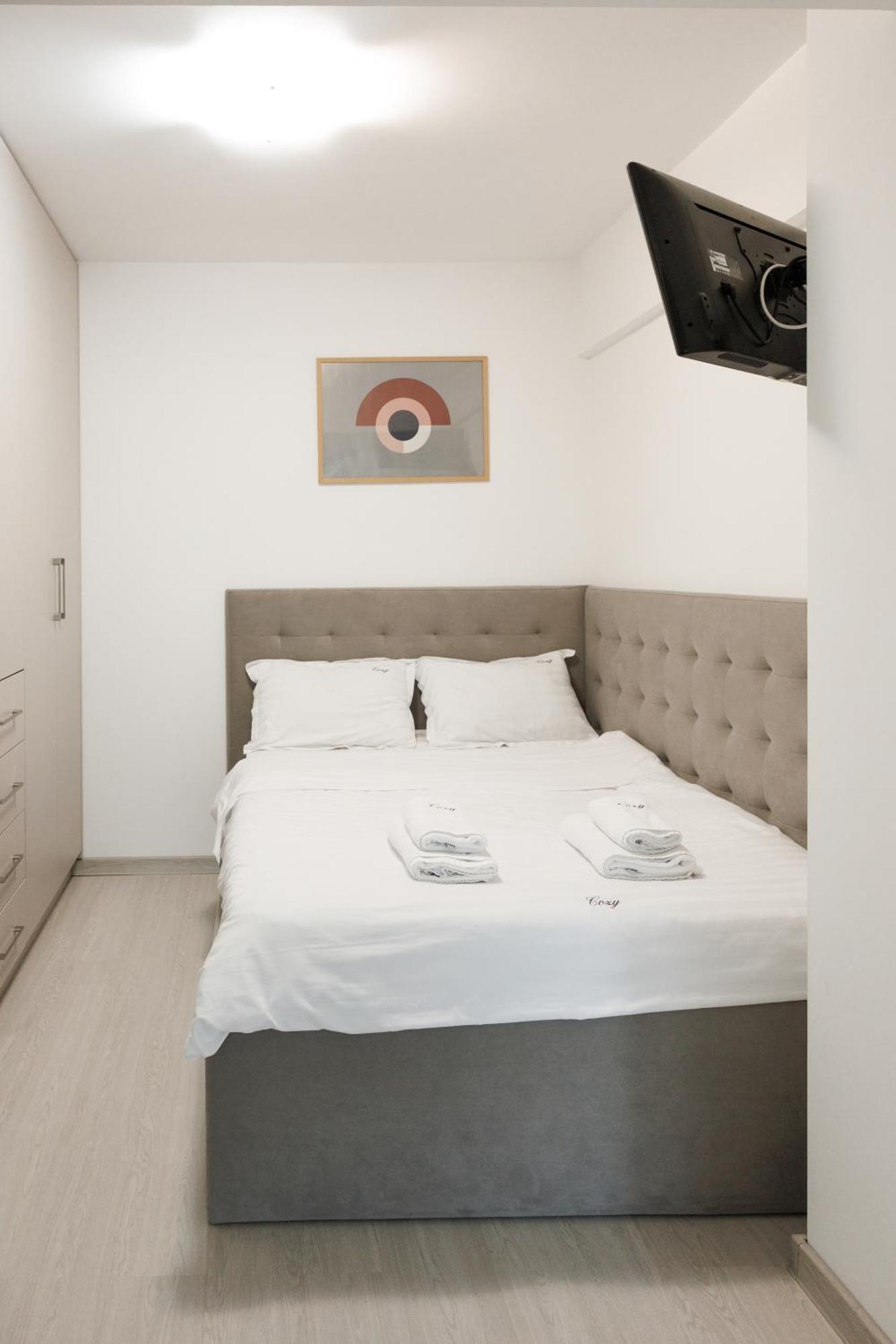 Exclusive Ultracentral Apartments And Studios #Enescu#Universitatii#Сучава Екстер'єр фото
