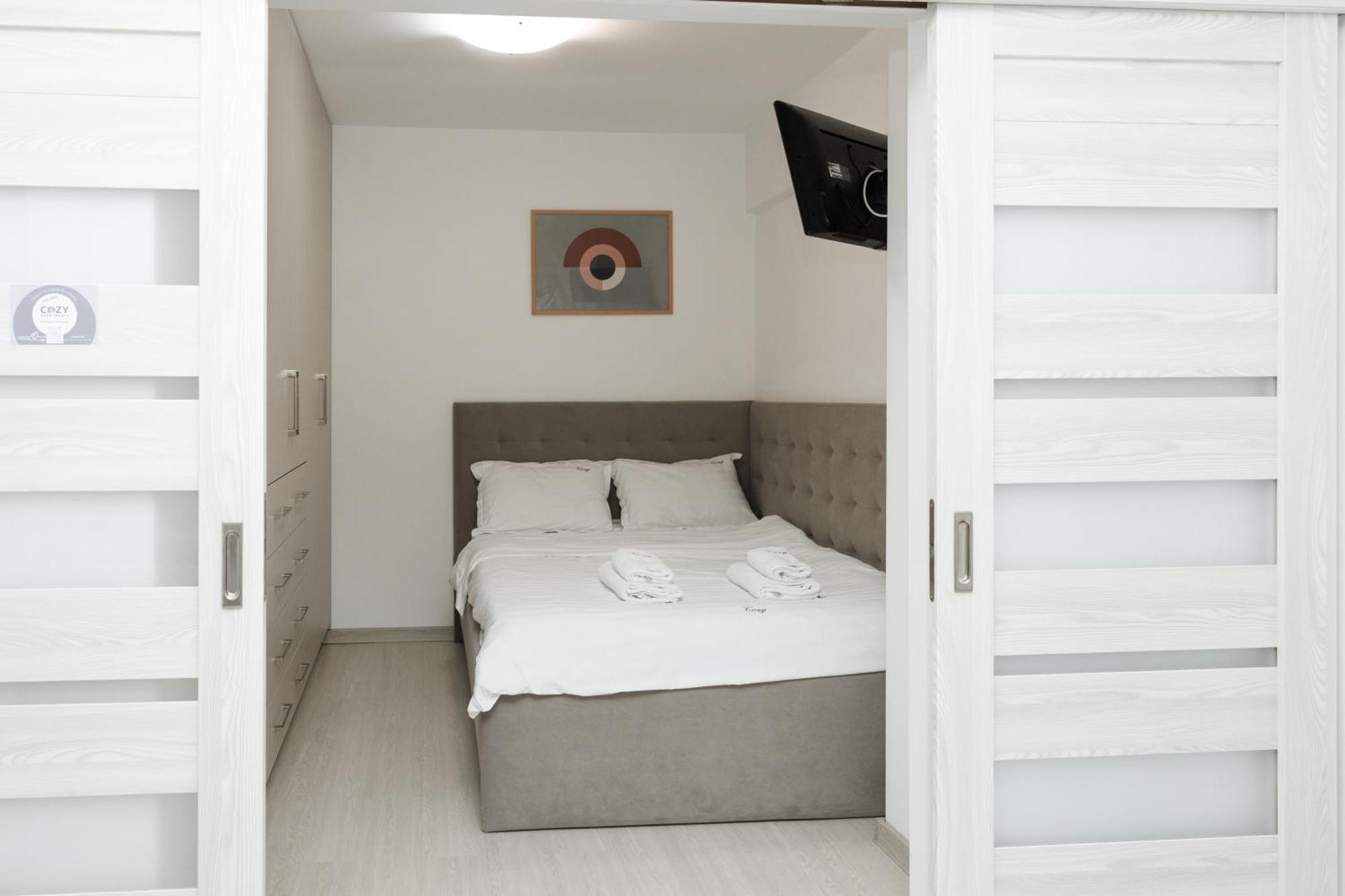 Exclusive Ultracentral Apartments And Studios #Enescu#Universitatii#Сучава Екстер'єр фото